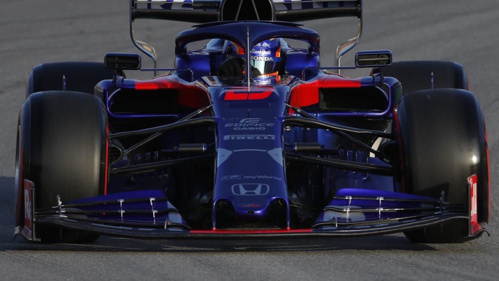 Front Wings Analysis of the designs of all 10 F1 cars on the 2019 grid 